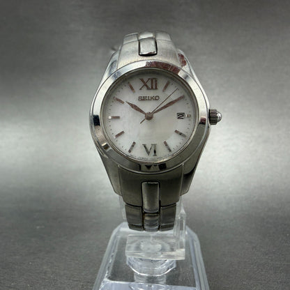 Seiko Watch Women 26mm MOP Dial Silver Tone Date Round 7N82-0EG0 New Battery5
