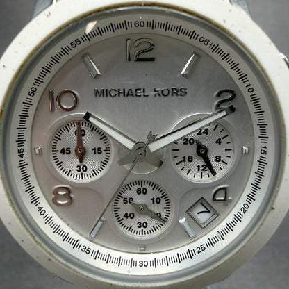 Michael Kors Chronograph Watch Women 39mm Silver Dial Steel MK-5423 New Battery1