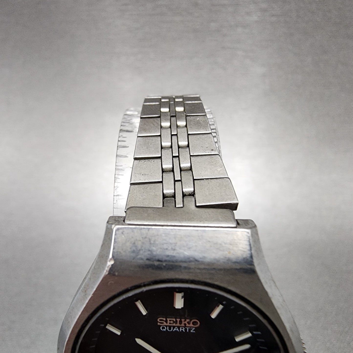 Seiko Watch Women 27mm Black Dial Silver Tone Daydate 2623016b New Battery4