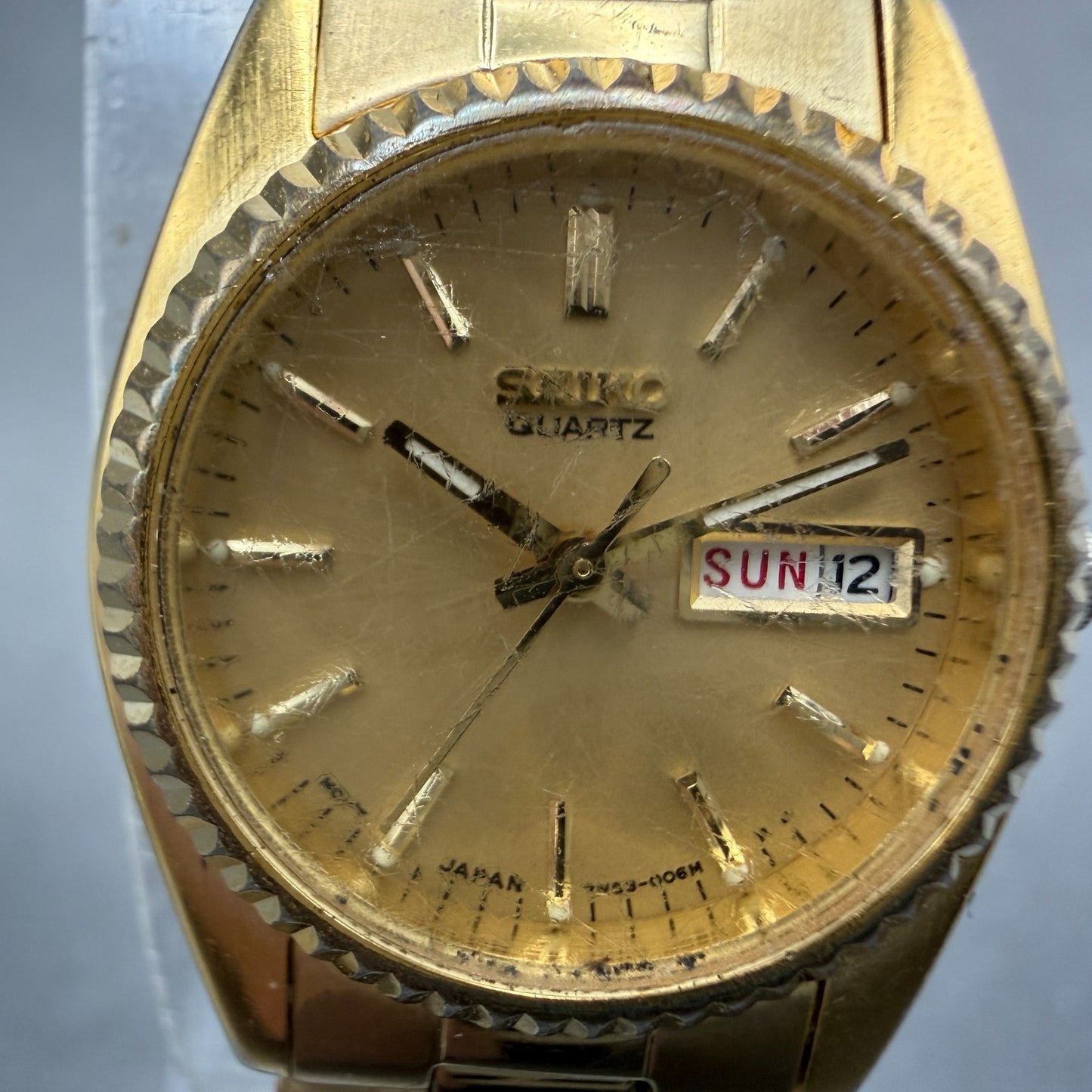 Seiko Watch Women 25mm Gold Dial Gold Tone Daydate Round 7N83-0041 New Battery 91