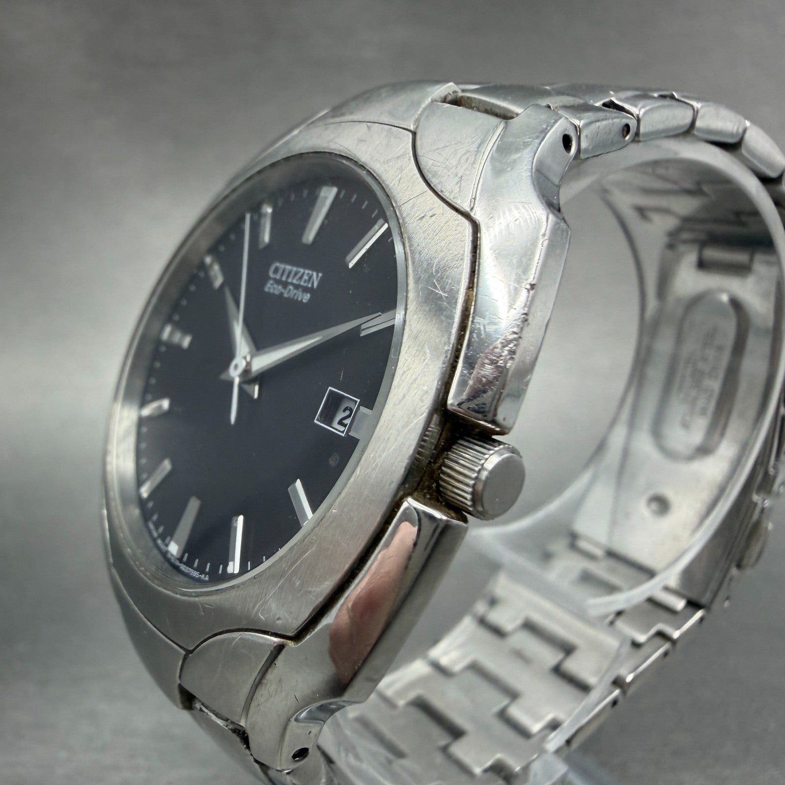 Citizen Eco-Drive Watch Men 38mm Gray Dial Silver Tone Date Round E111-S0222402