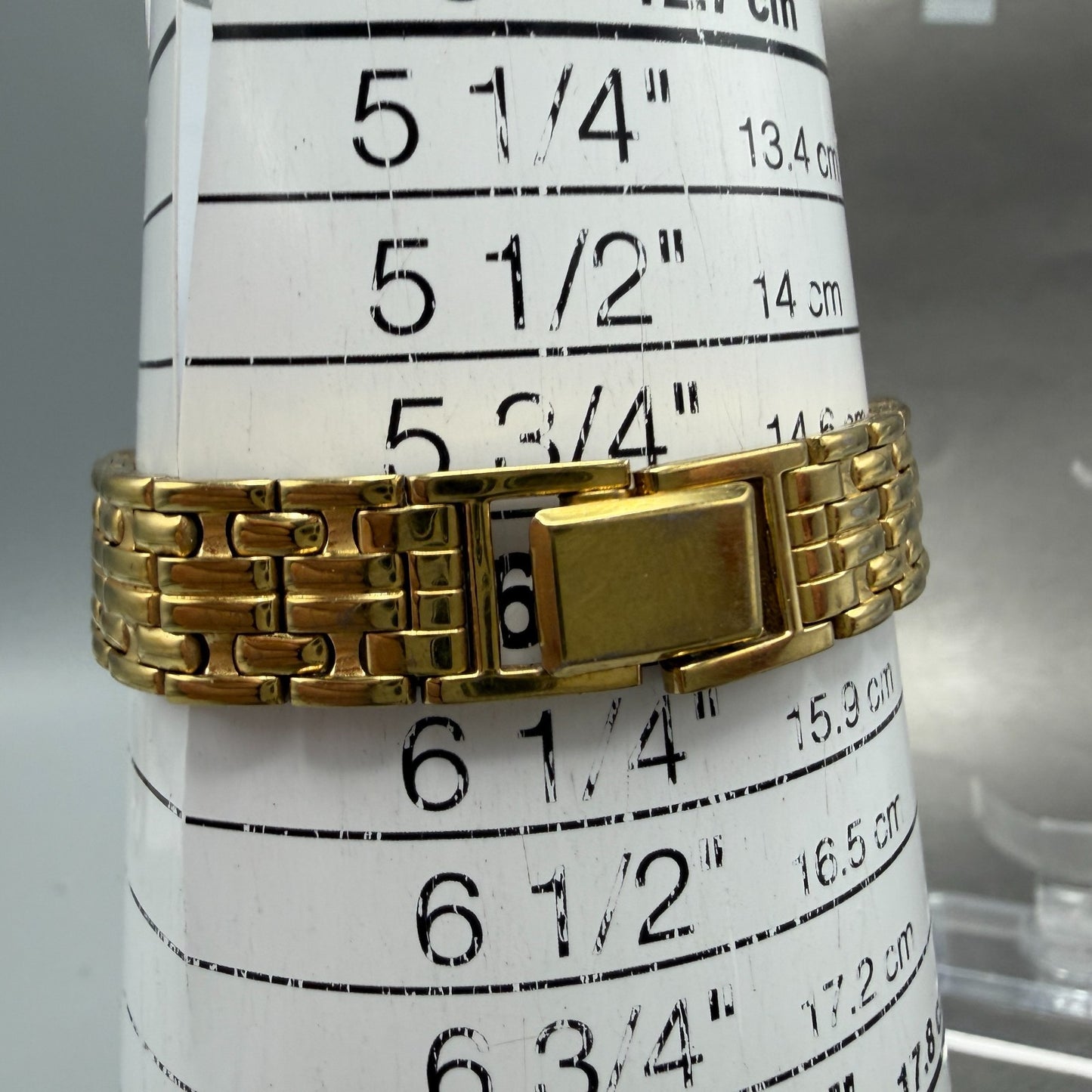 Seiko Watch Women 19mm Black Dial gold Tone Round V400-0538 New Battery Vintage10