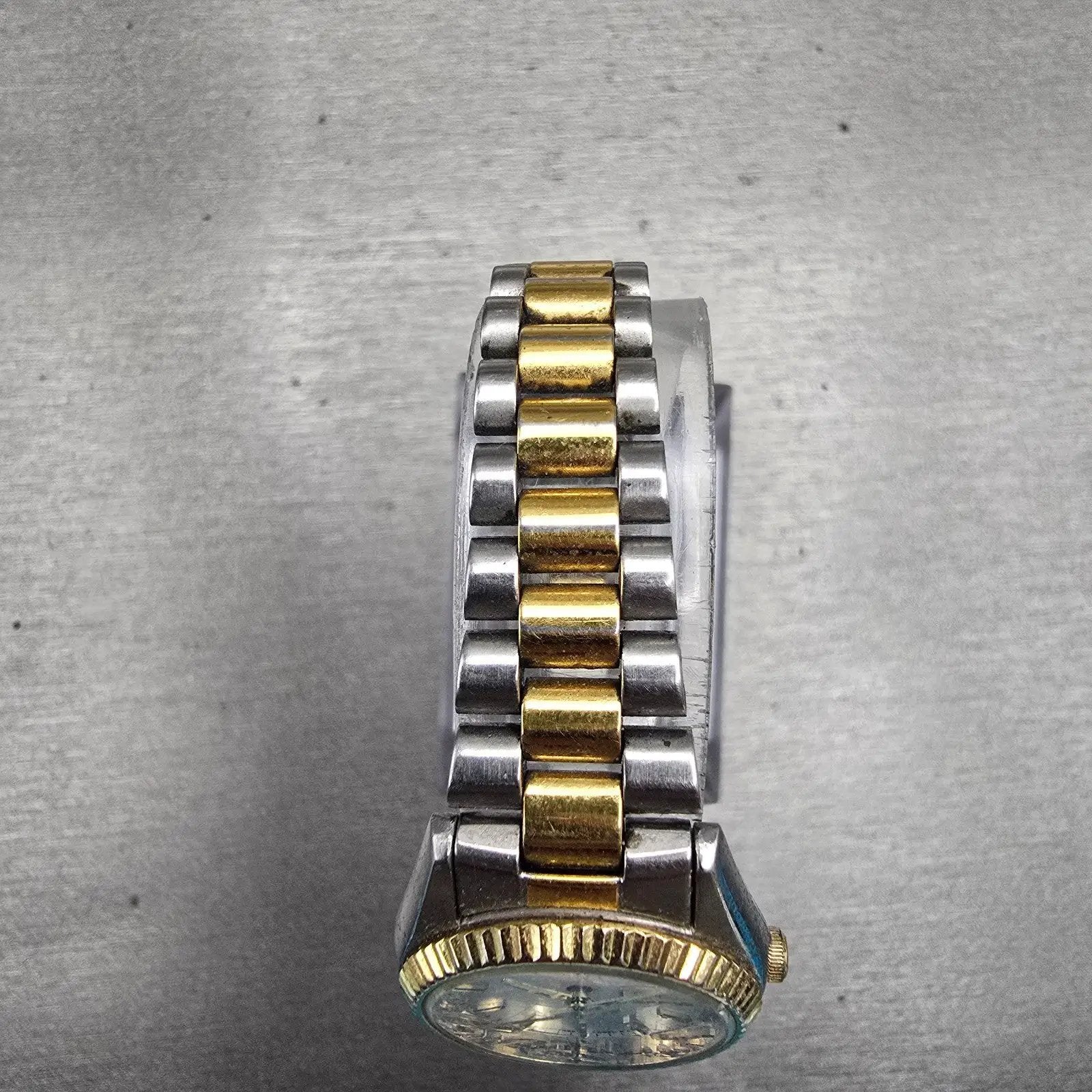 Seiko Watch Women 24mm Silver Dial Two Tone Daydate Round 7N83-0040 New Battery4