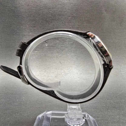Rado Elegance Watch Women 23mm Silver Dial Silver Tone Oval Manual Wind Runs VTG8