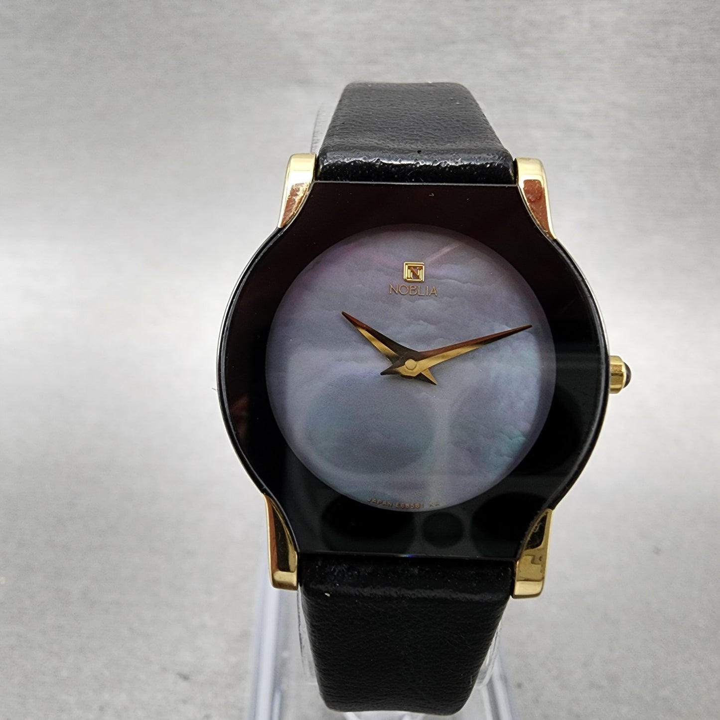 Citizen Noblia Watch Women 24mm MOP Dial Black Gold Tone Round New Battery VTG1