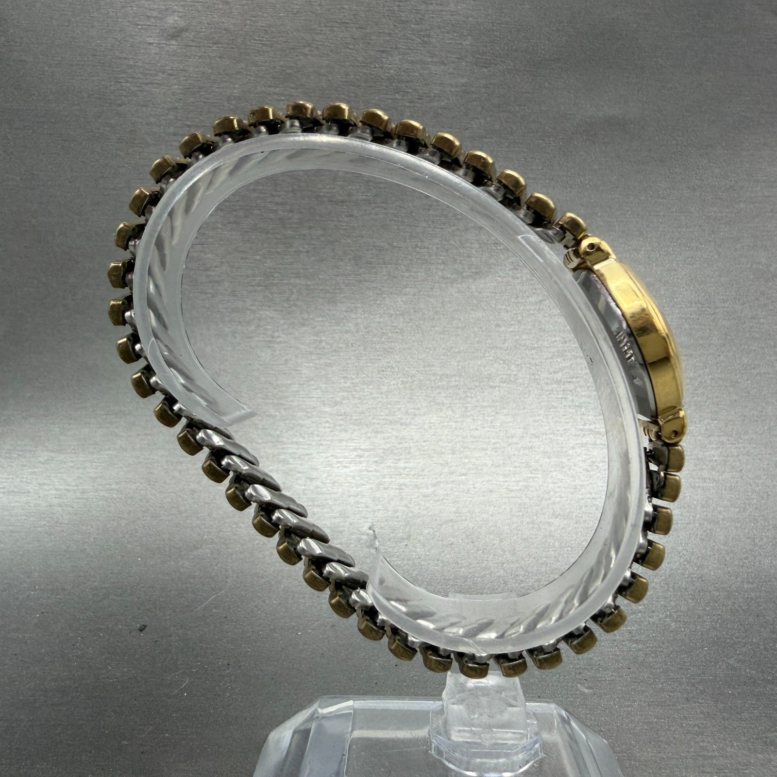 Seiko Watch Women 26mm Champagne Dial Gold Tone Round 1421-5180 New Battery9