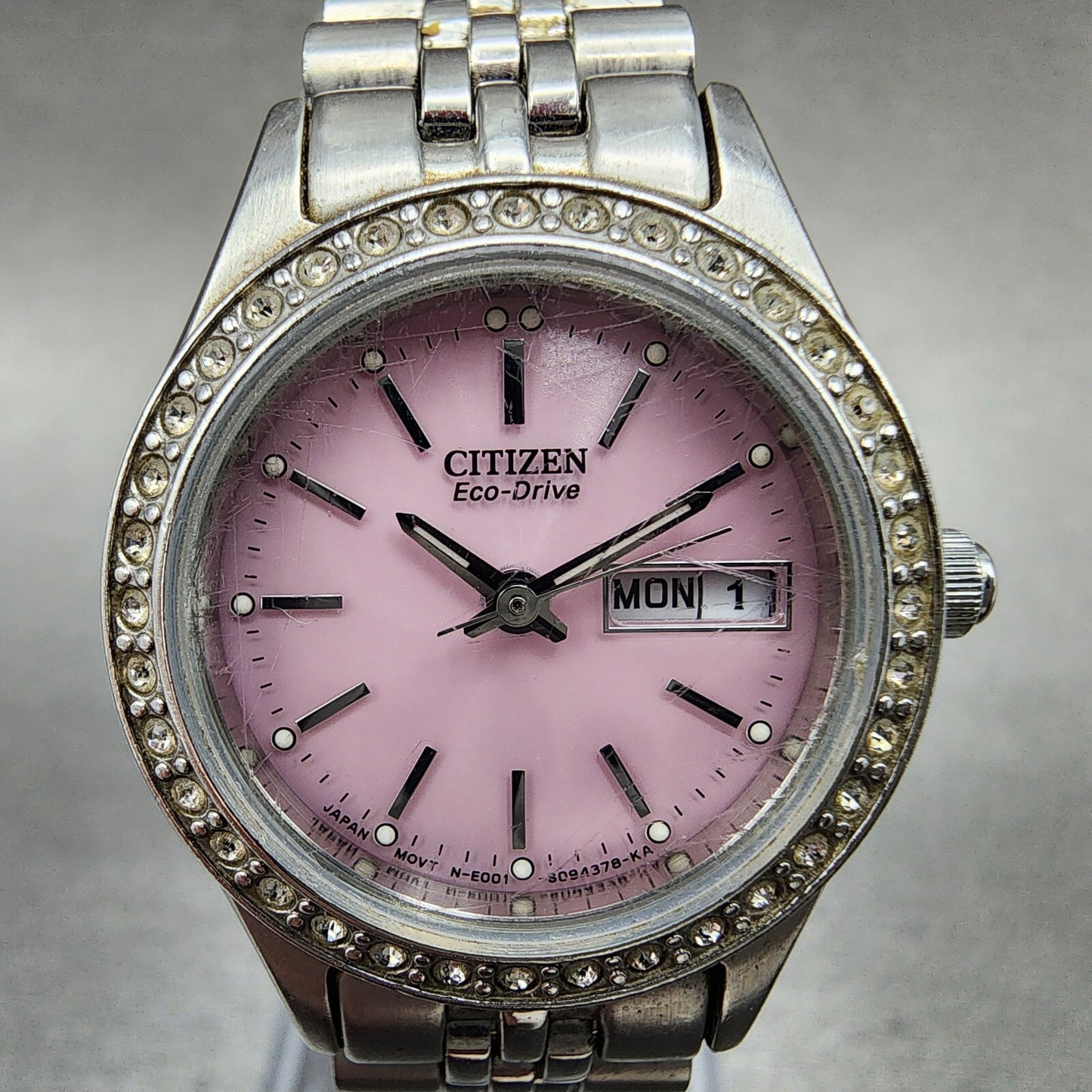 Citizen EcoDrive Watch Women 25mm Pink Dial Steel Daydate Round Runs1