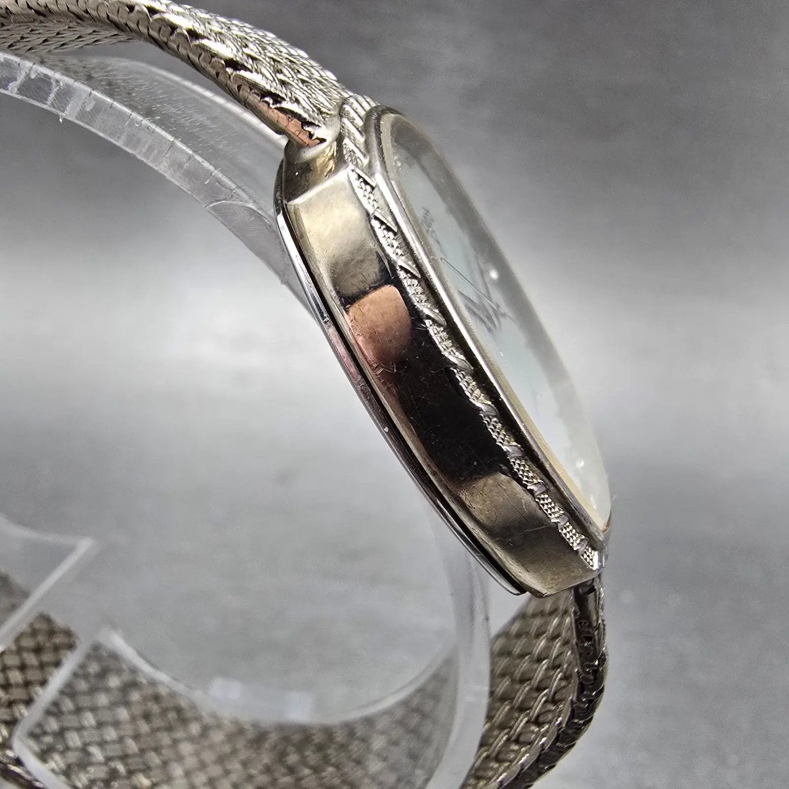 Nivada Watch Men 30mm Gray Dial Silver Tone Rectangle Mesh Band New Battery4