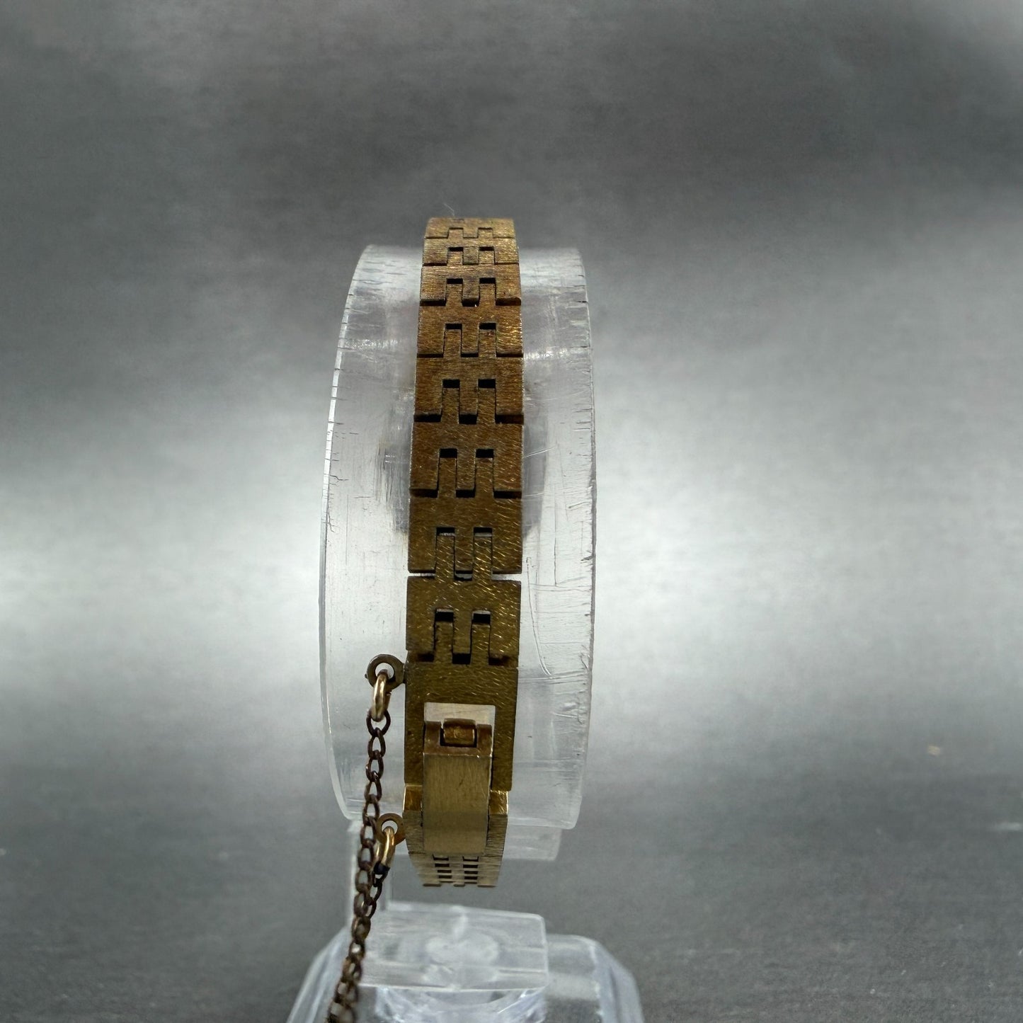 Seiko Tank Watch Women 17mm Gold Dial Gold Tone Rectangle 1400-7399 New Battery7