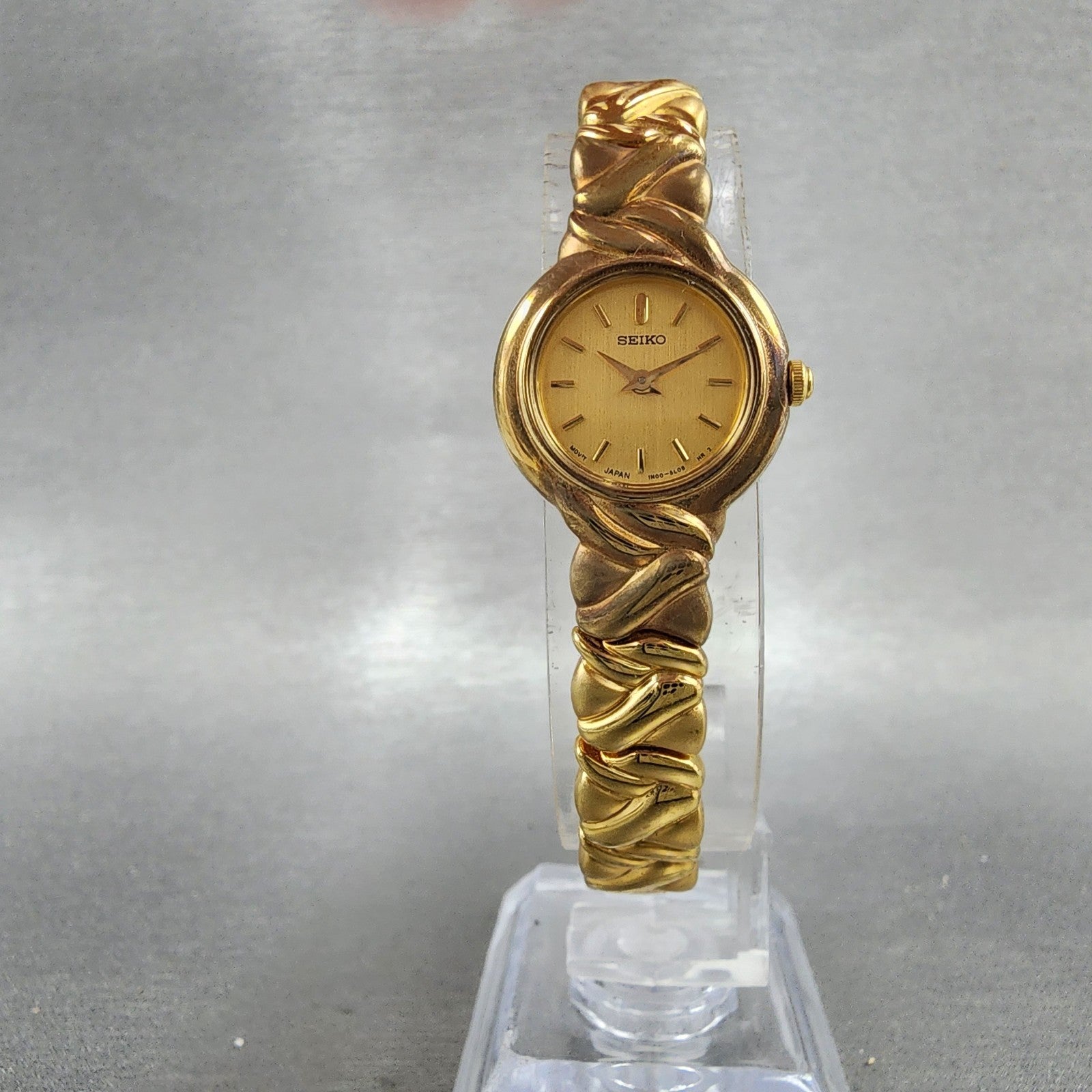 Seiko Watch Women 19mm Chamapgne Dial Gold Tone Round 1n001h40 New Battery5