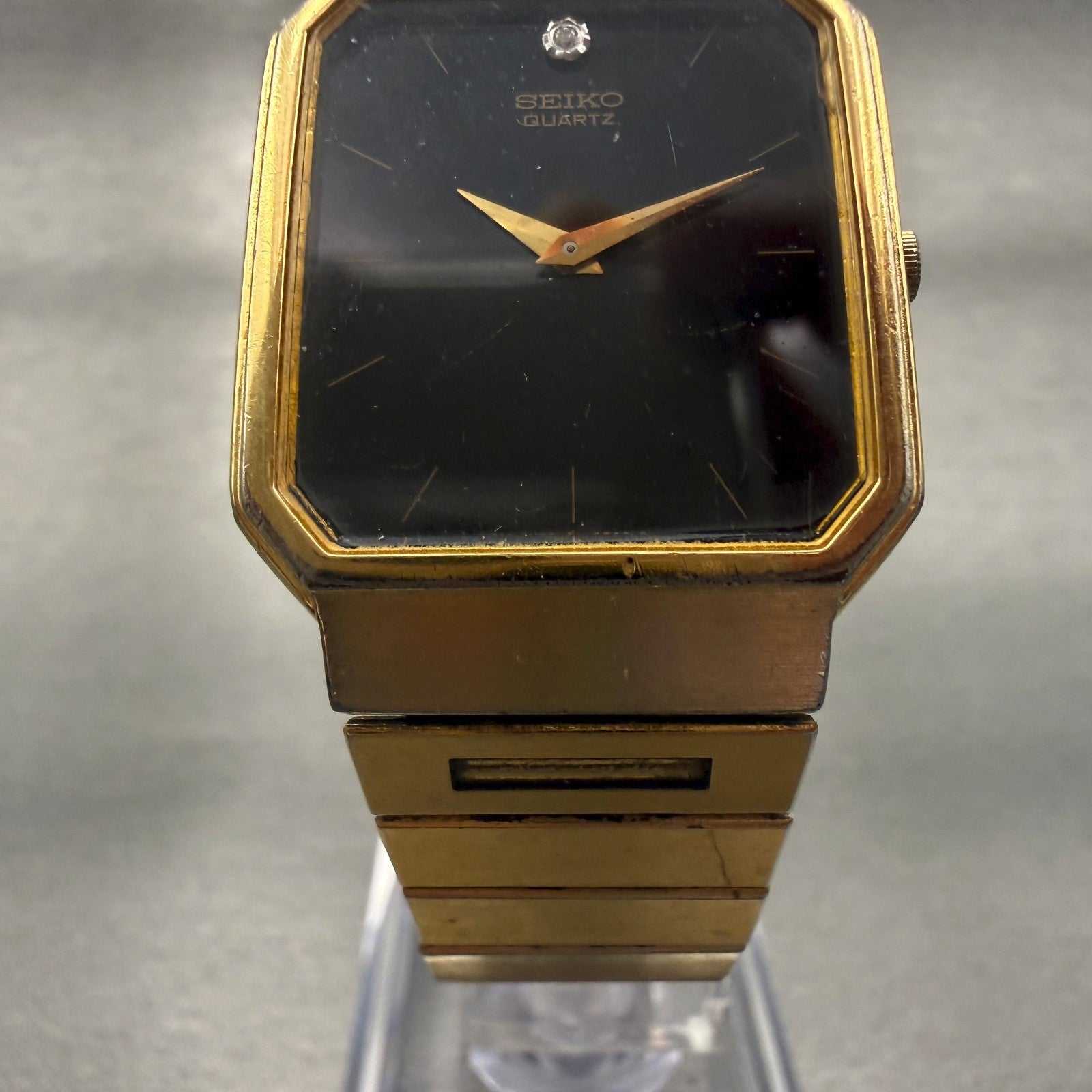 Seiko Watch Men 26mm Black Dial Gold Tone Rectangle Gemmed 5Y30-5B89 New Battery5
