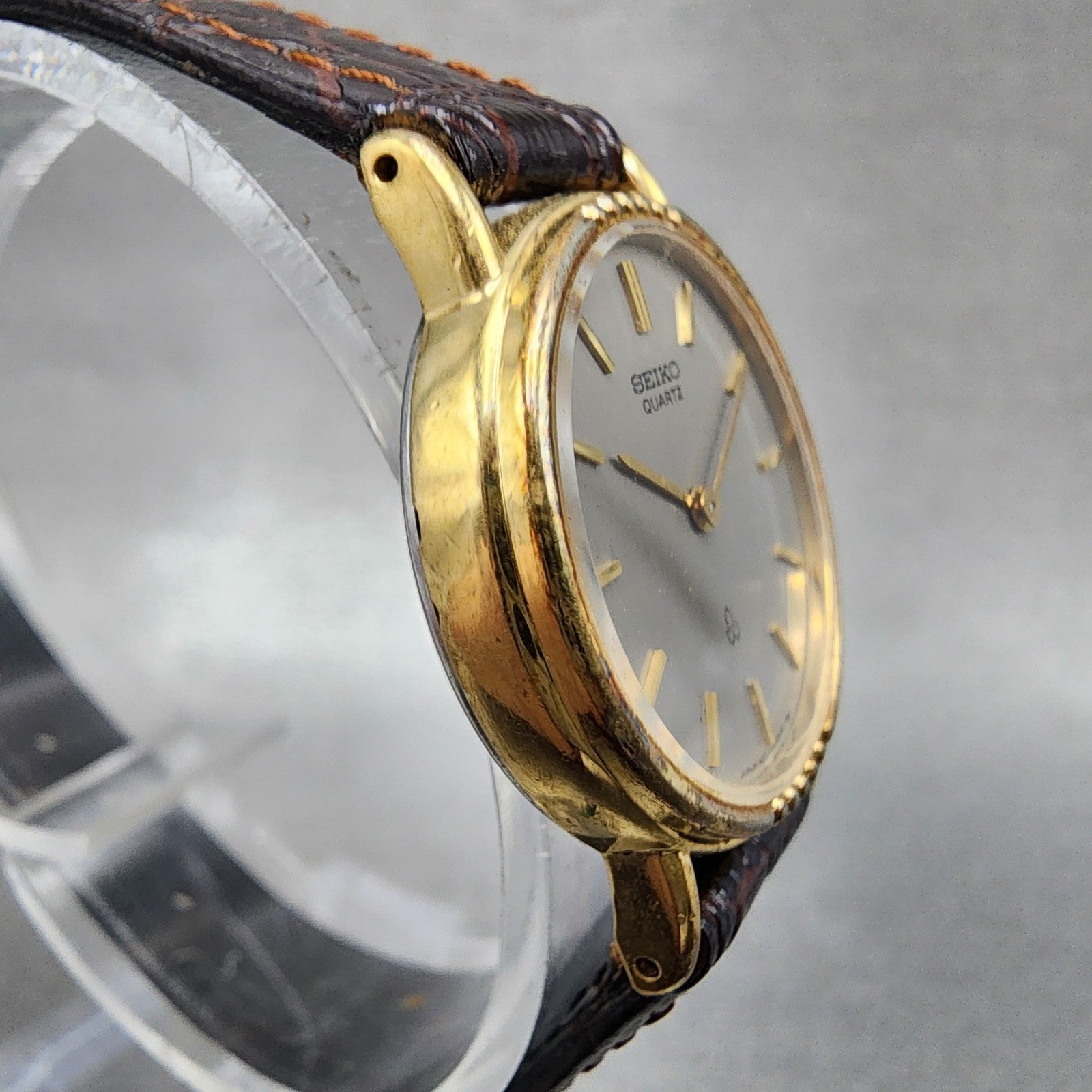 Seiko Watch Women 25mm Silver Dial Gold Plated 14000100 New Battery Vintage3