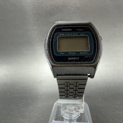 Casio 111QS-34 Watch Men 35mm Digital LCD Silver Tone Round Vintage PARTS6