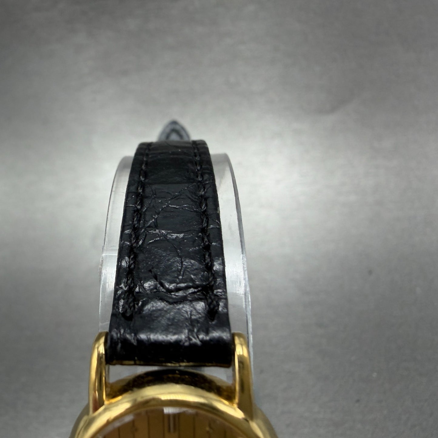 Seiko Watch Women 20mm Champagne Dial Gold Tone Round 2Y00-0A10 New Battery VTG4