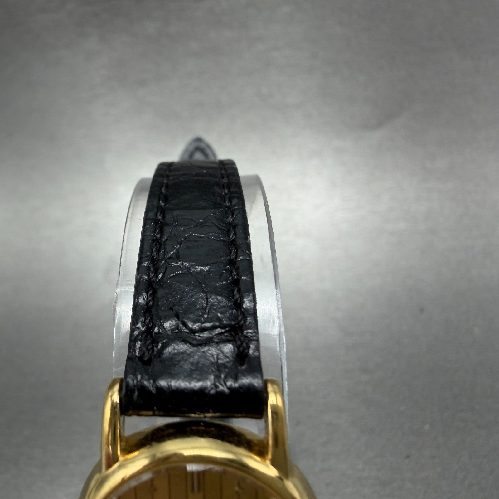 Seiko Watch Women 20mm Champagne Dial Gold Tone Round 2Y00-0A10 New Battery VTG4