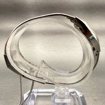 Seiko Watch Women 17mm Silver Dial Silver Tone Oval 4N01-5029 New Battery VTG8