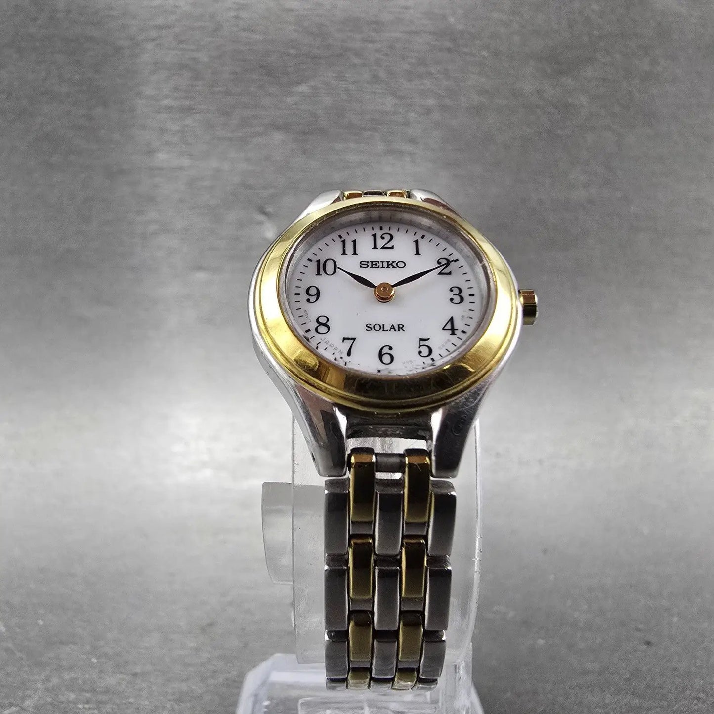 Seiko Solar Watch Women 22mm White Dial Two Tone Round V115-0AG0 Runs5