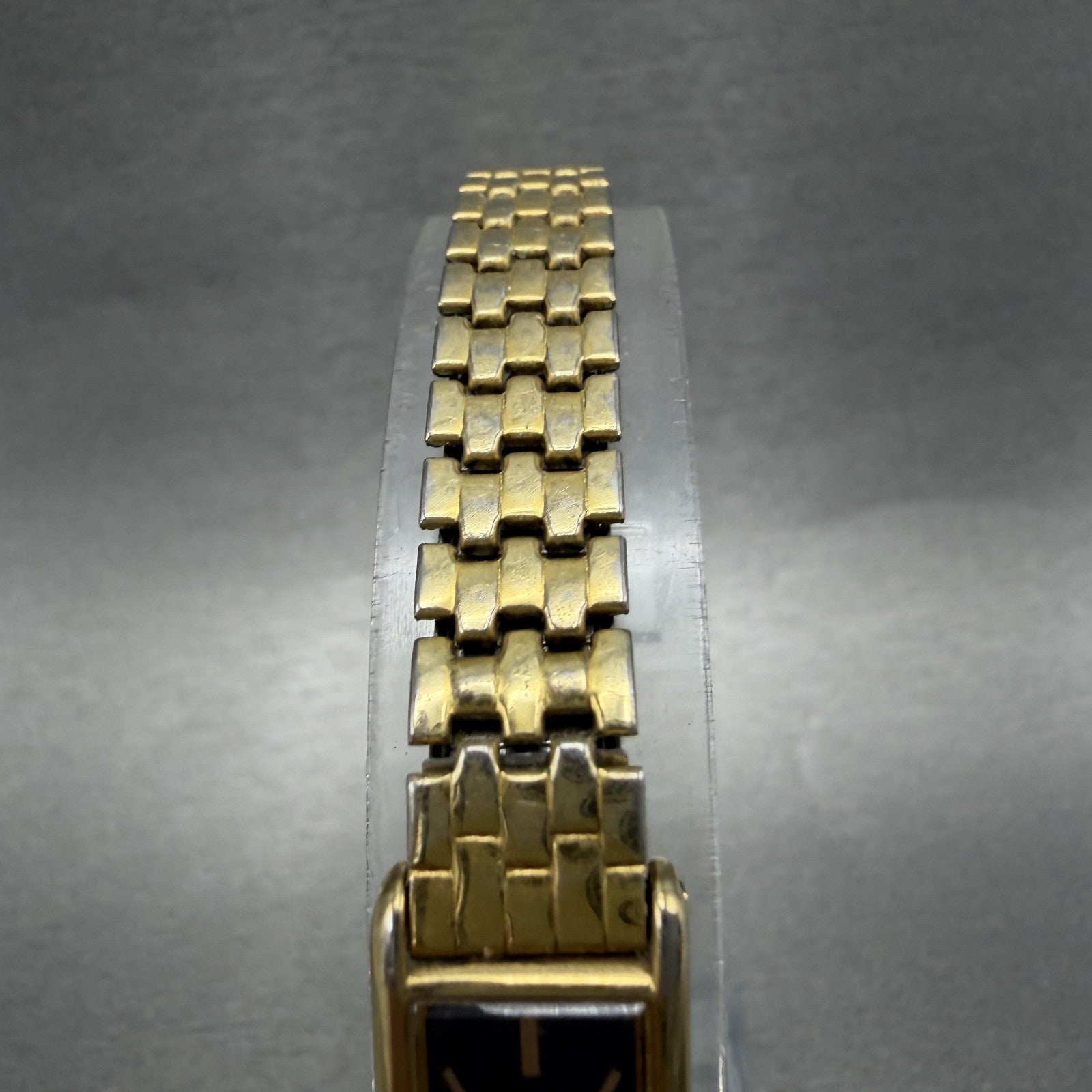 Seiko Tank Watch Women 12mm Black Dial Gold Tone Rectangle 2E20-6429 New Battery4