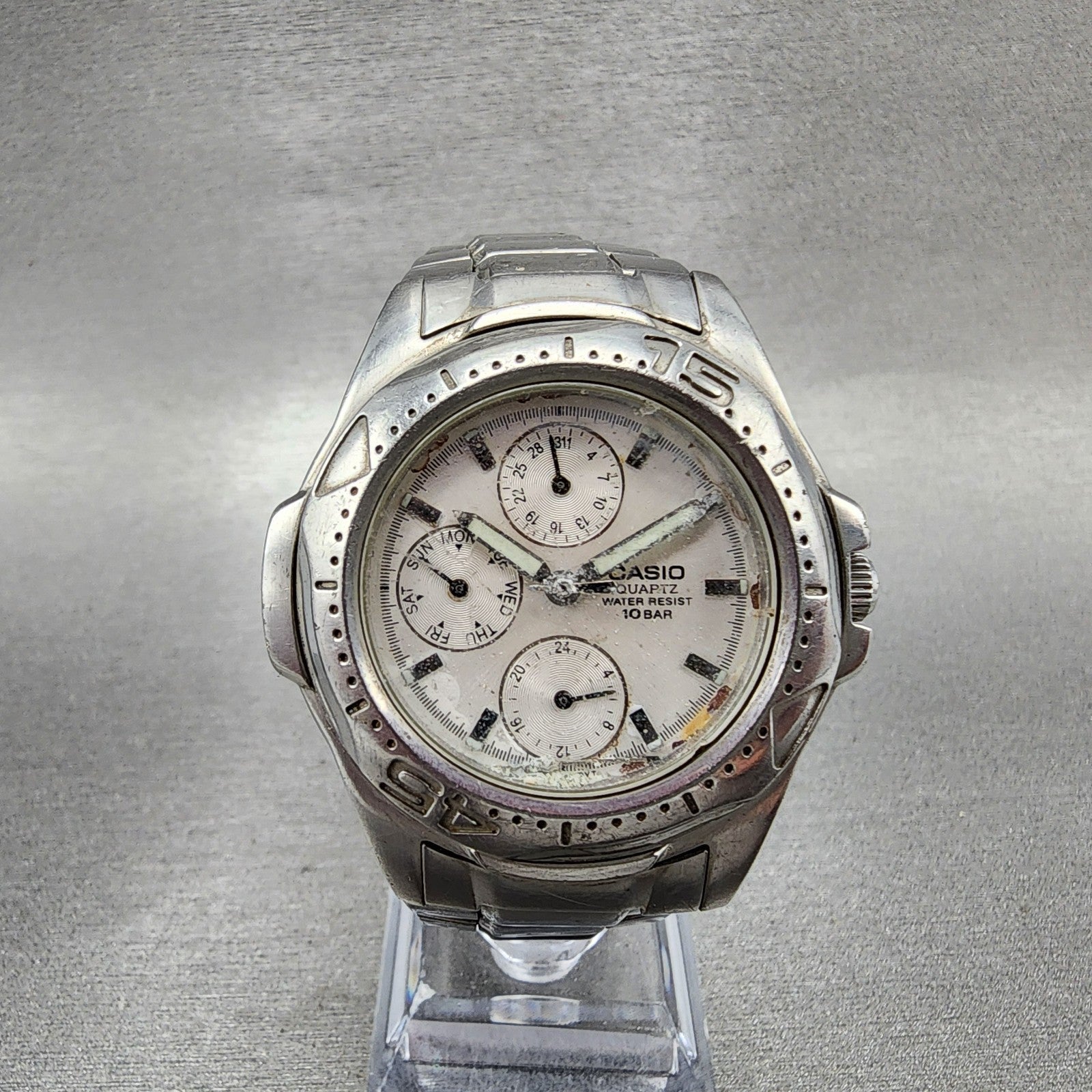 Casio MTD1046 Dive Watch Men 38mm Silver Dial Silver Tone Daydate PARTS0