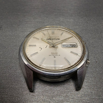 Seiko 5Actus SS Watch Men 37mm Silver Dial Silver Tone Daydate 6106-8610 Runs