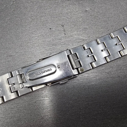Seiko Solar Watch Men 38mm Black Dial Silver Tone Date READ!!!!!! V157-0AG0 Runs17