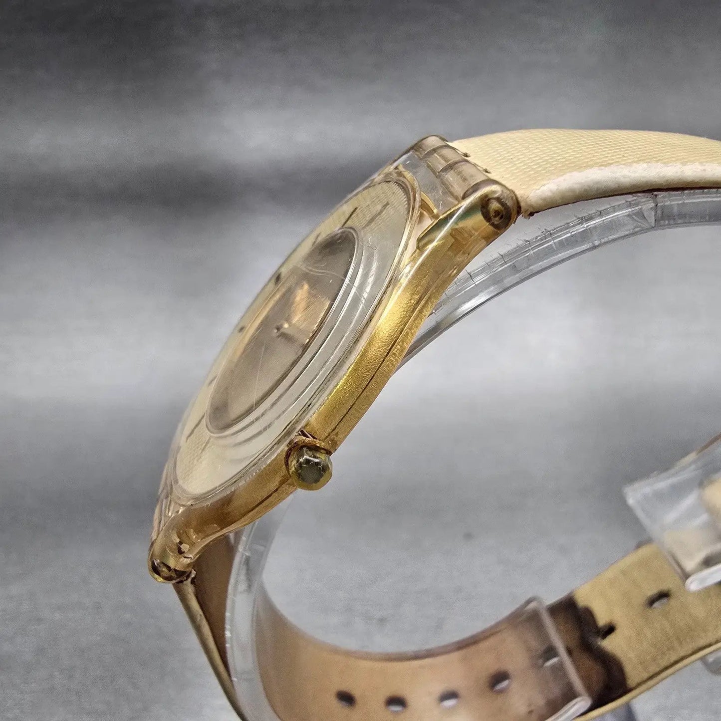 Swatch Skin THINE Watch Women Gold Dial Clear Case Round SFK155 New Battery2