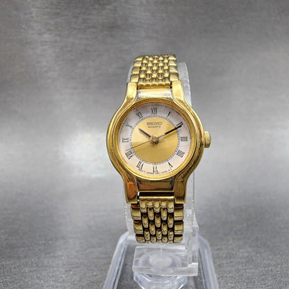 Seiko Watch Women 19mm White Dial Gold Tone Round V401-0289 New Battery