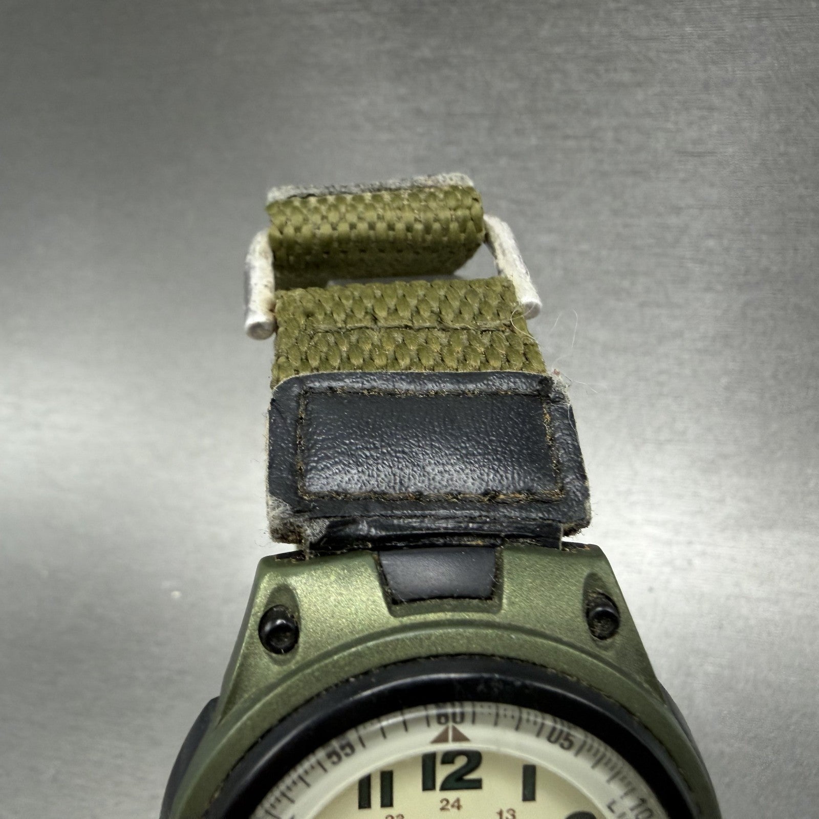 Casio Illuminator Watch Men 40mm Analog Digital Green Alarm Chrono AW-80 New Bat4