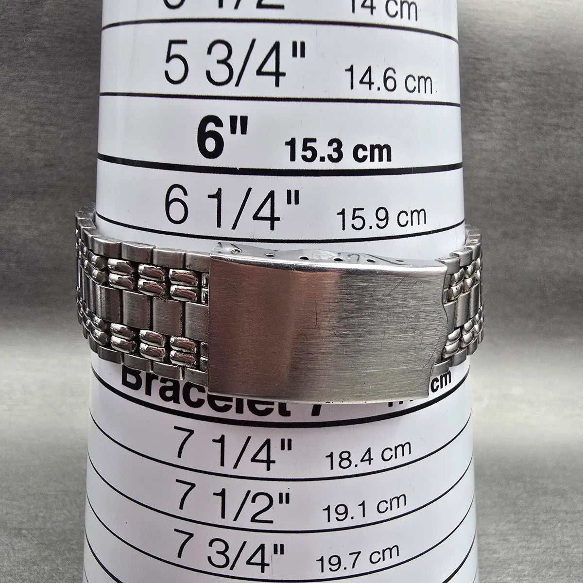 Seiko Alba Watch Men 35mm Silver Dial Silver Tone Daydate V743-8A10 New Battery9
