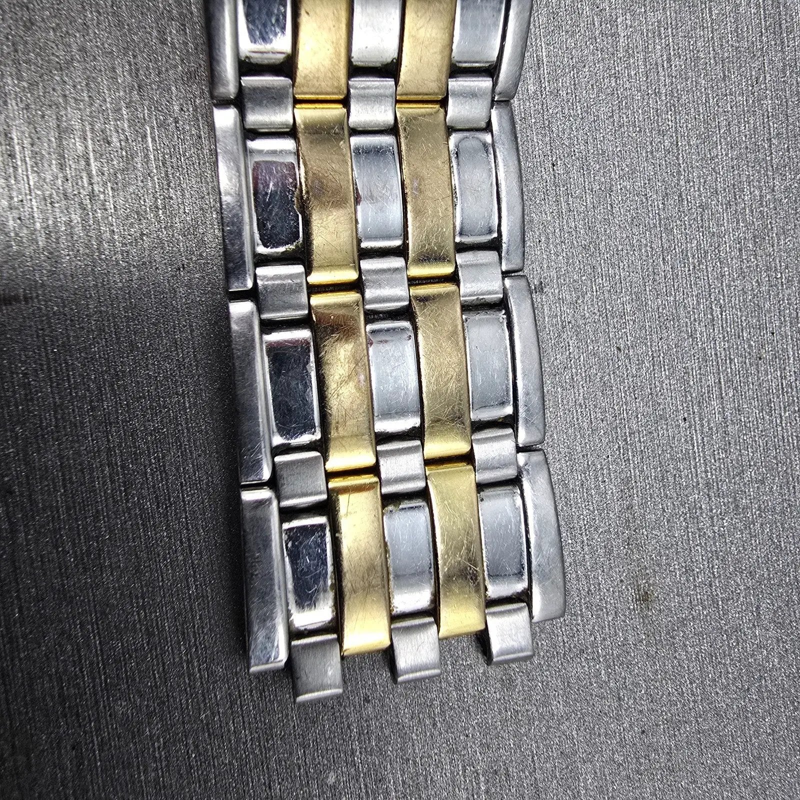 Band for questlnda1