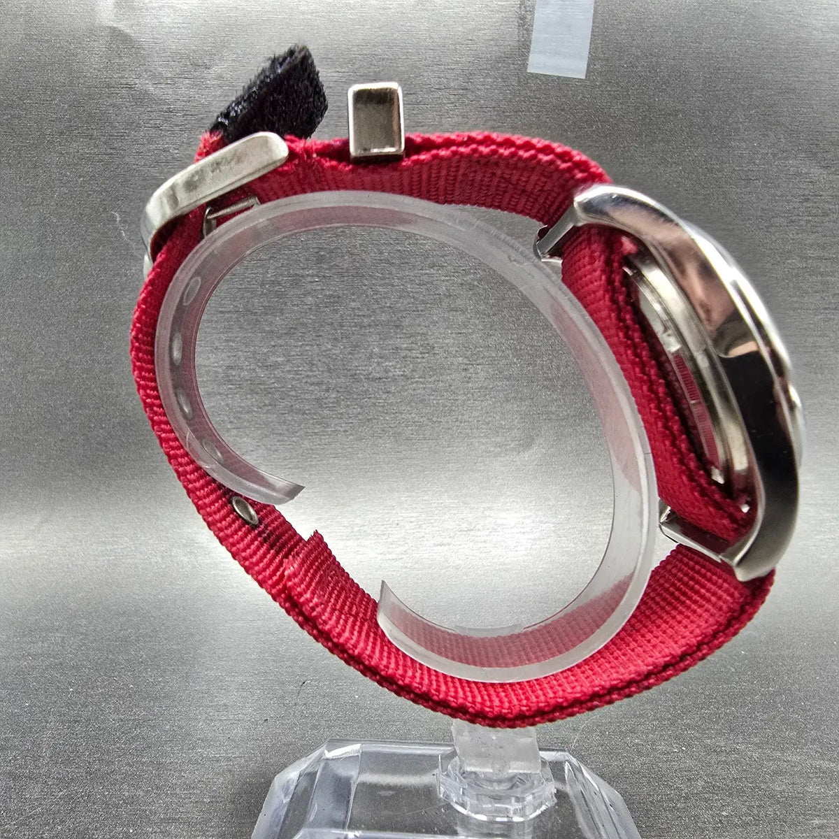Bertucci A-2T Rosso Corsa Watch Men 40mm Red Dial Titanium Round New battery9