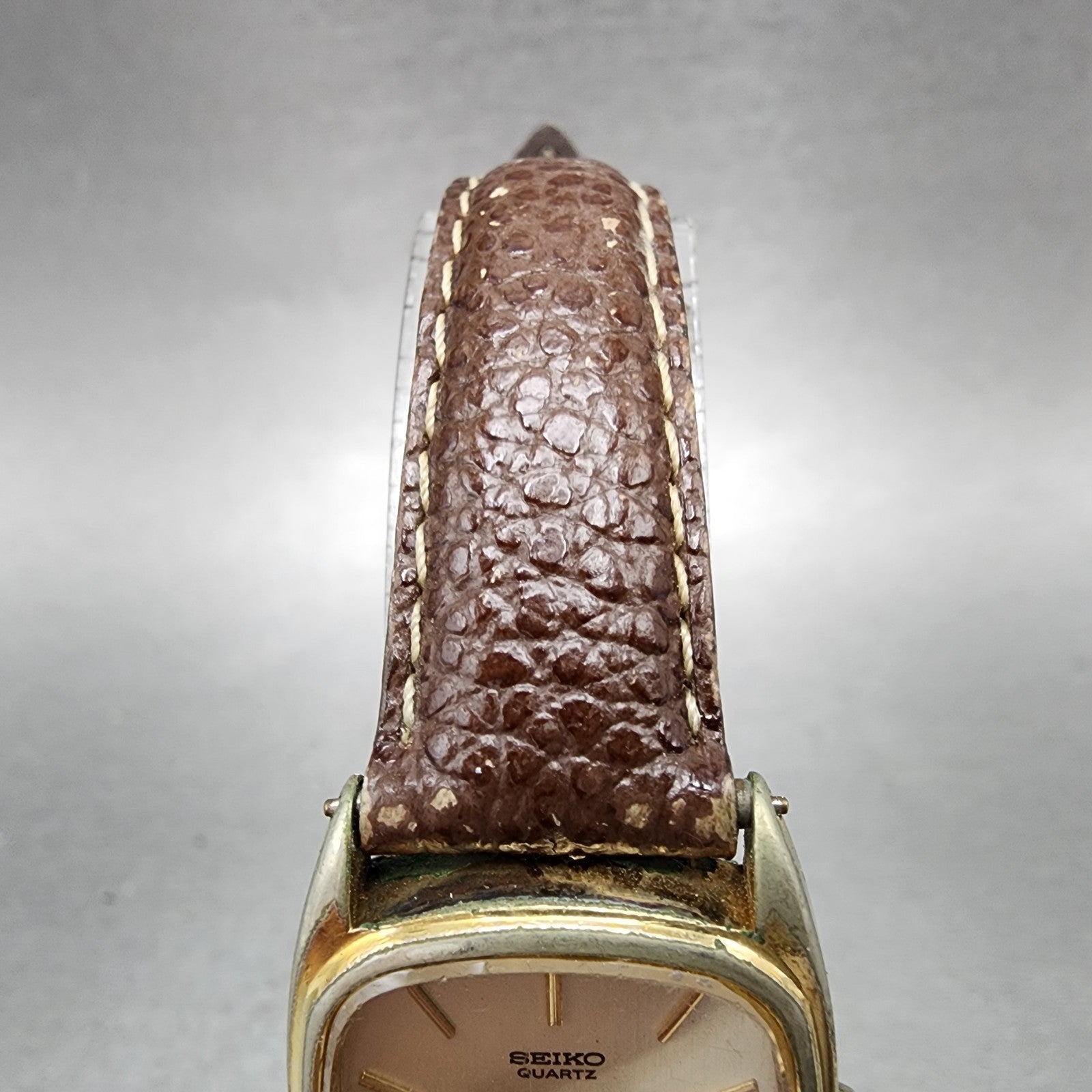 Seiko Tank Watch Women 23mm Champagne Dial Gold Tone Rectangle 47205100 New Bat4