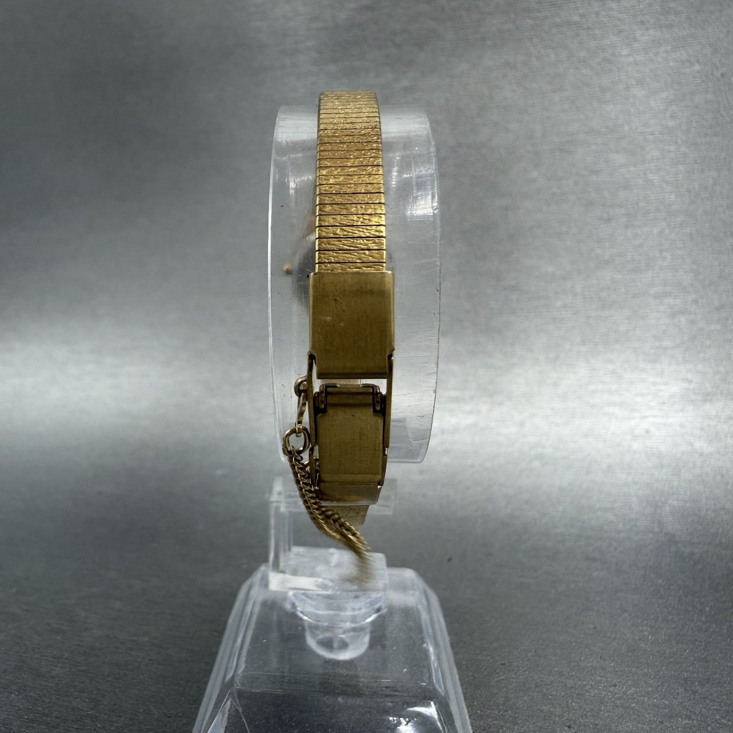 Citizen CQ Watch Women 17mm Black Dial Gold Tone Oval 5930-S25350 New BatteryBHG7