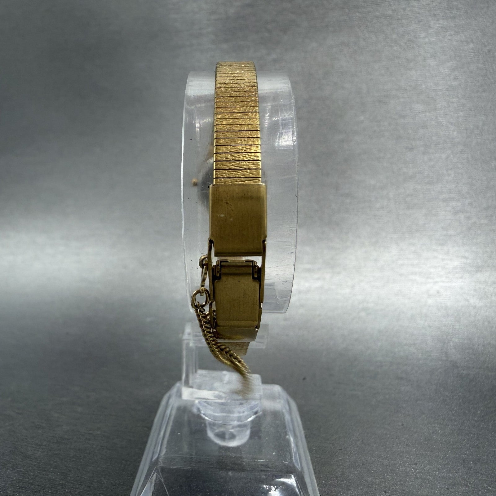 Citizen CQ Watch Women 17mm Black Dial Gold Tone Oval 5930-S25350 New BatteryBHG7