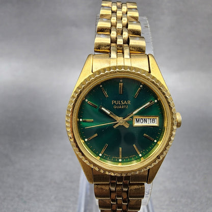 Pulsar Watch Women 24mm Green Dial Gold Tone Daydate Round V7830030 New Battery0