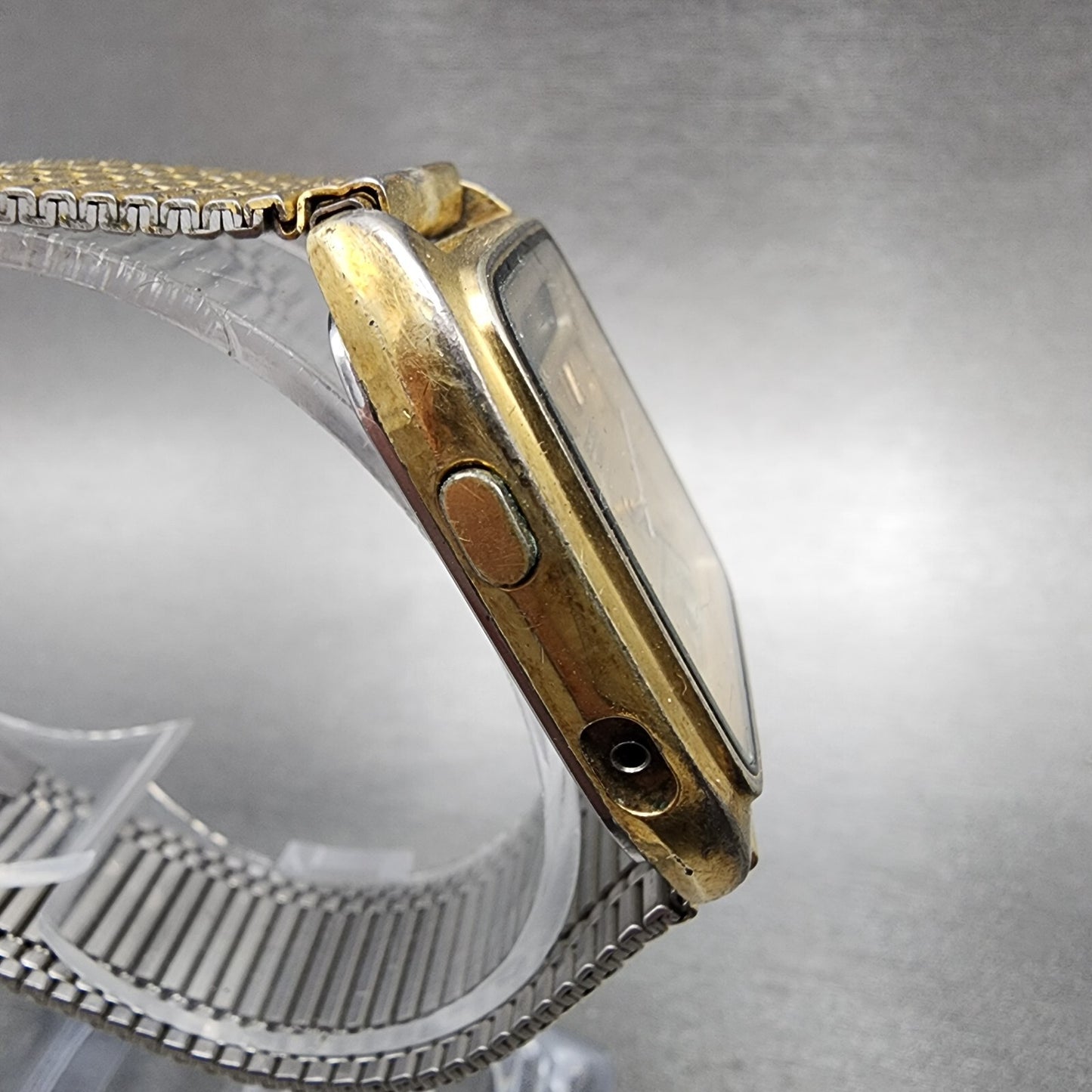 Seiko Analog Digital Watch Men 31mm Gold Dial Gold Tone Rectangle H357-5029 PART