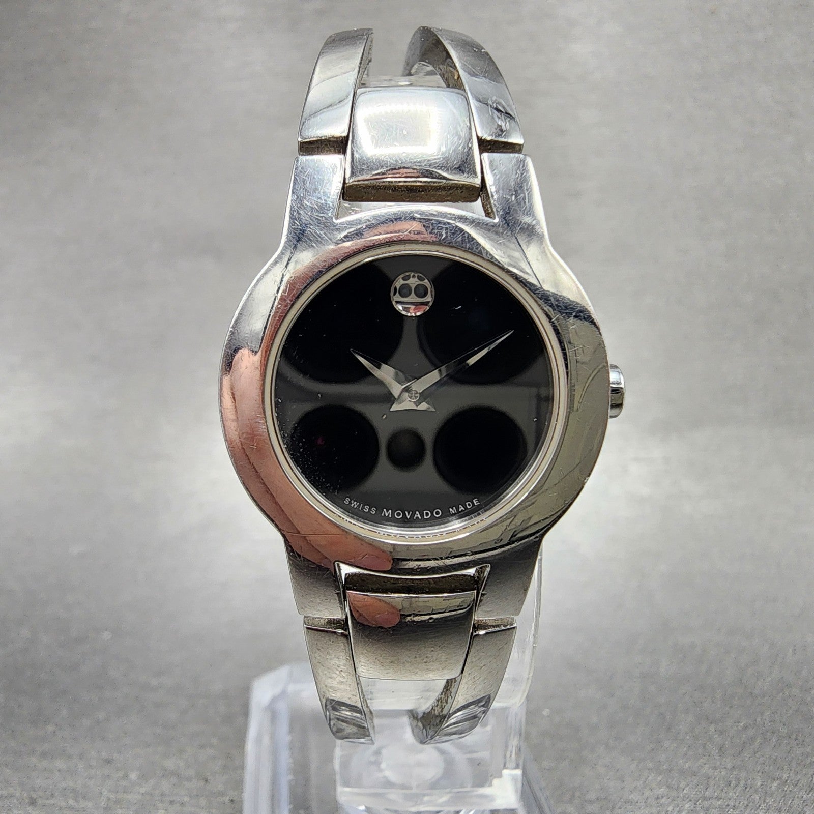 Movado Amorosa Watch Women 24m Black Dial Silver Tone Round 84 E4 1842 NewBatDBA0