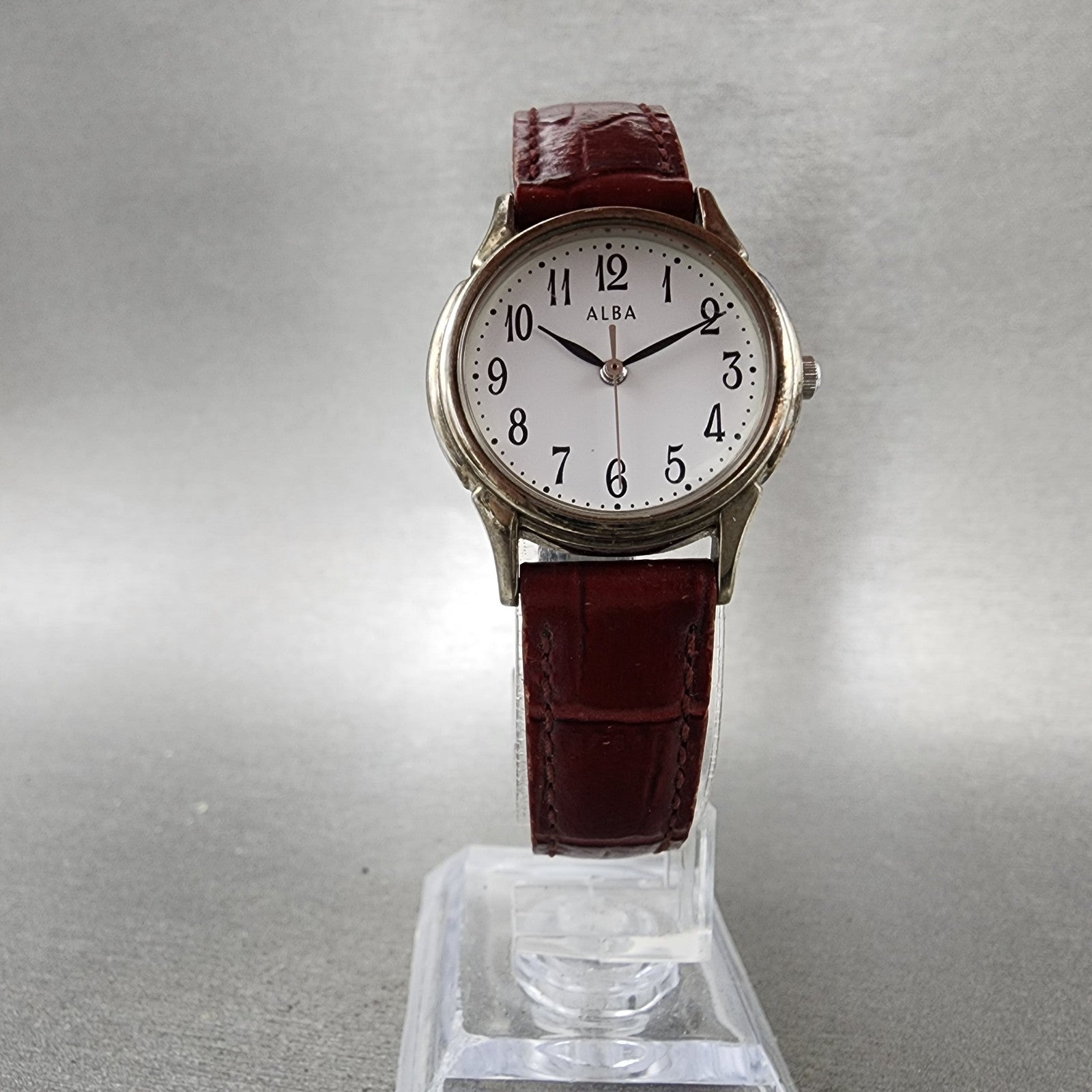 Seiko ALBA Watch Women 26mm White Dial Silver Tone Round V5010ET0 New Battery6