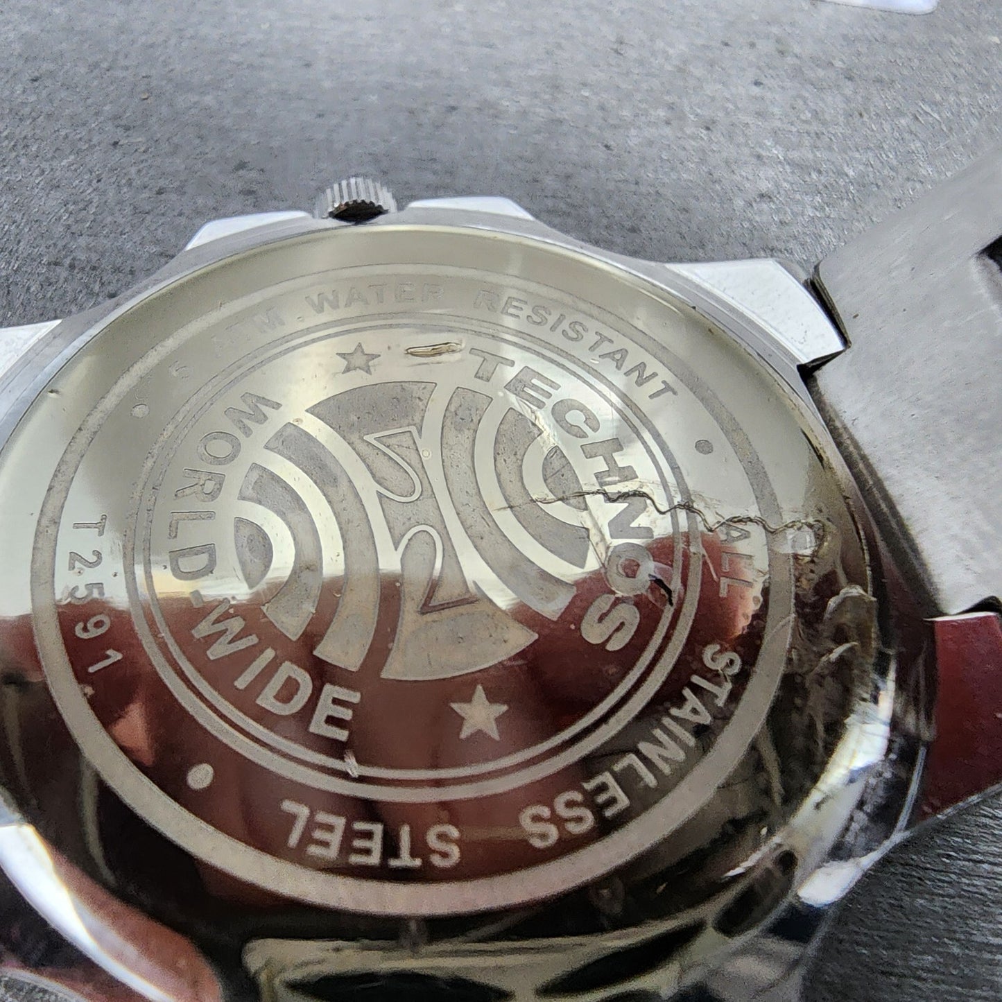 Technos 1900 Watch Men 41mm White Dial Steel Octagon T2591 New Battery