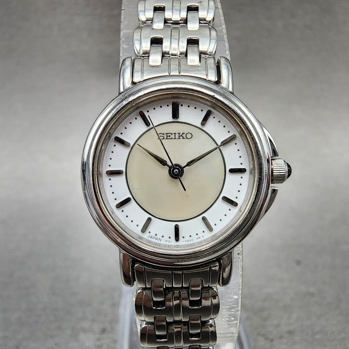 Seiko Watch Women 23mm MOP Dial Silver Tone Round 1f210m00 New Battery0