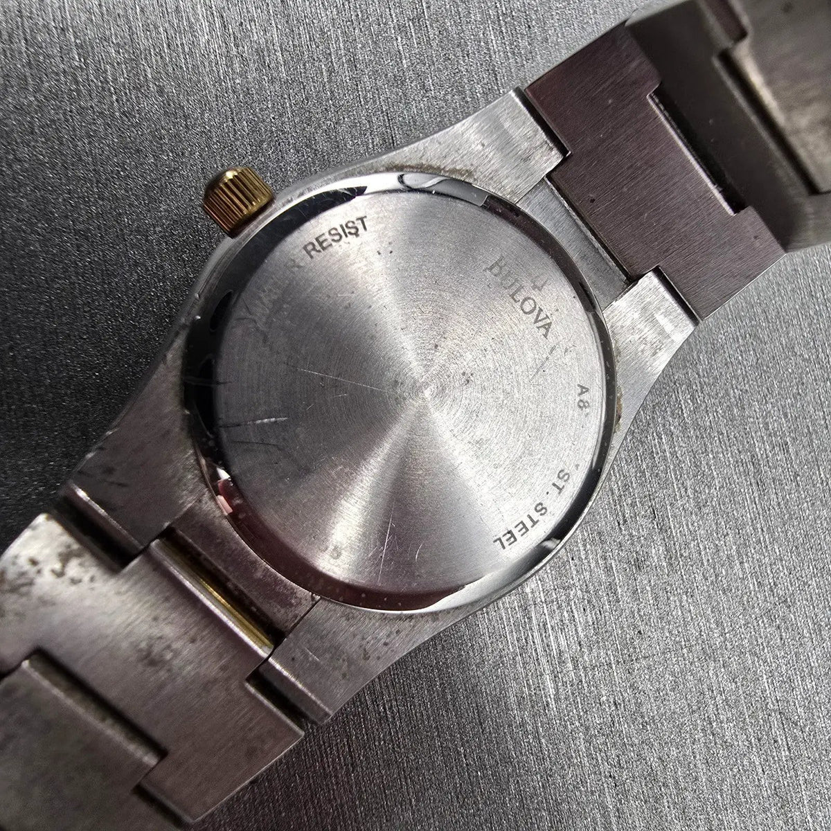 Bulova Watch Women 27mm White Dial Two Tone Date Round 98M002 New Battery10