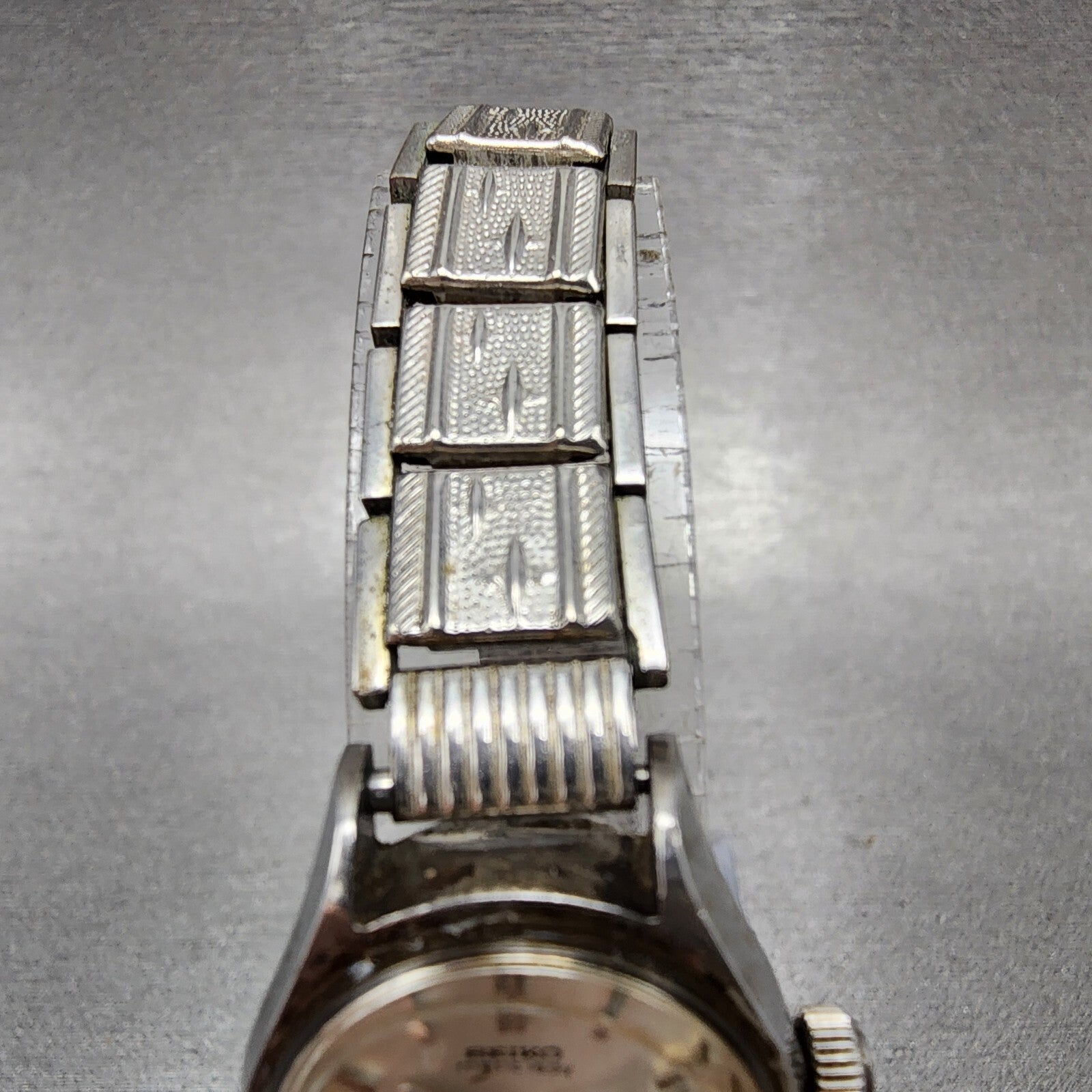 Seiko Matic Lady Watch Women 20mm Silver Dial Silver Tone Date 25170261 Runs4