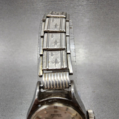 Seiko Matic Lady Watch Women 20mm Silver Dial Silver Tone Date 25170261 Runs4