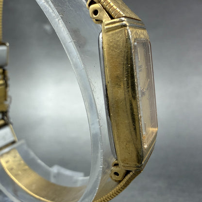 Seiko Tank Watch Women 13mm Champagne Dial Gold Tone 1320-6070 New Battery3