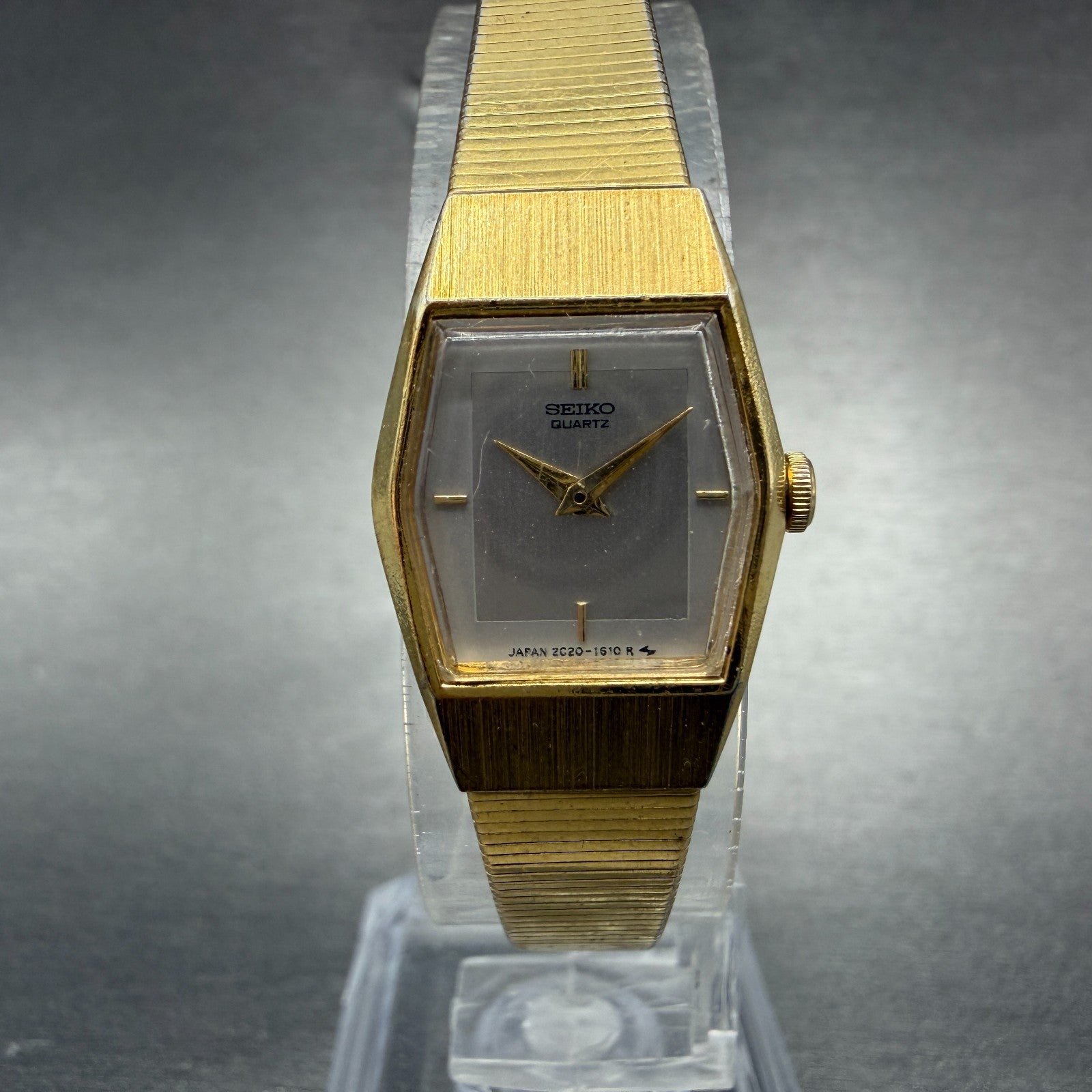 Seiko Watch Women 17mm Silver Dial Gold Tone Hexagon 2C20-5790 New Battery Jh70