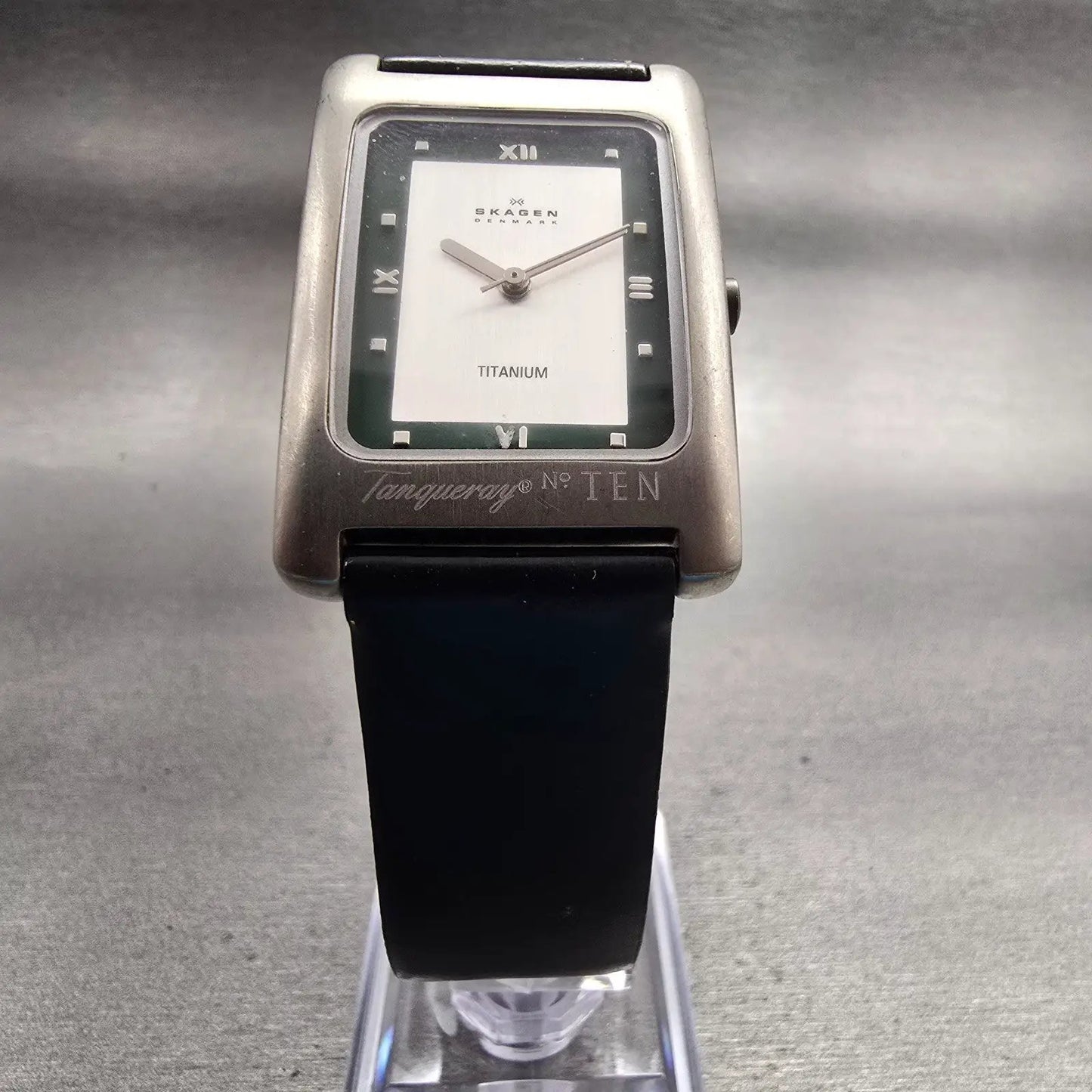 Skagen Watch Men 26mm Silver Green Dial Titanium Rectangle 177LTL New Battery6