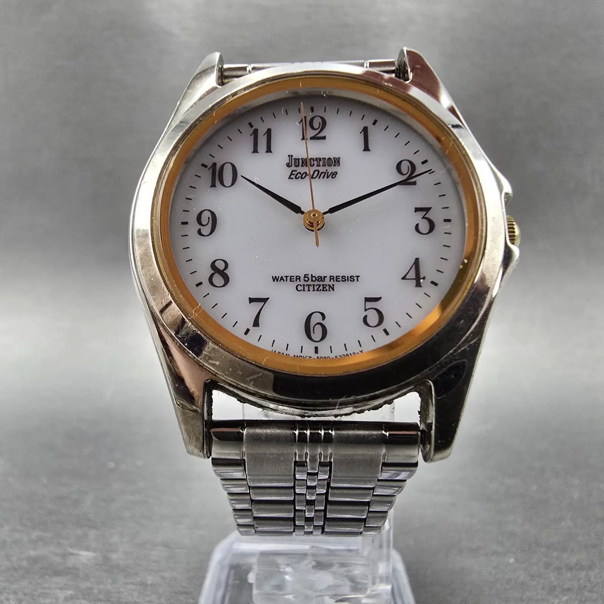 Citizen Eco-Drive Junction Watch Men 36mm White Dial Two Tone Round Runs JDM5