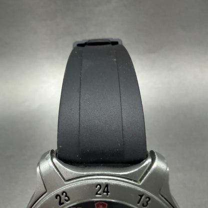 Swiss Army Watch Men 39mm Black Dial Silver Tone Round MK-5057 New Battery VTG4