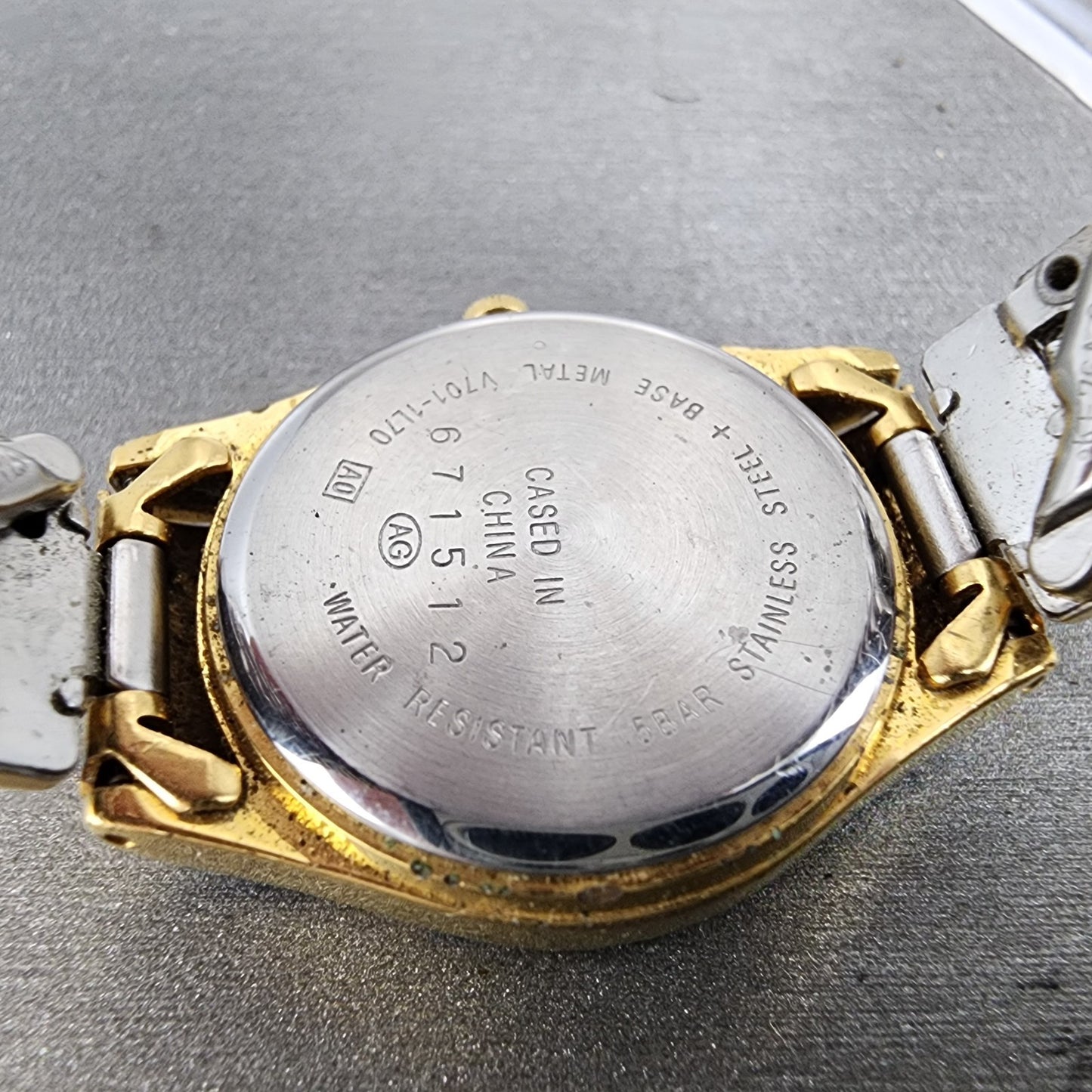 Seiko Alba Success Watch Women 25mm White Dial Gold Tone V7011l70 New Battery9