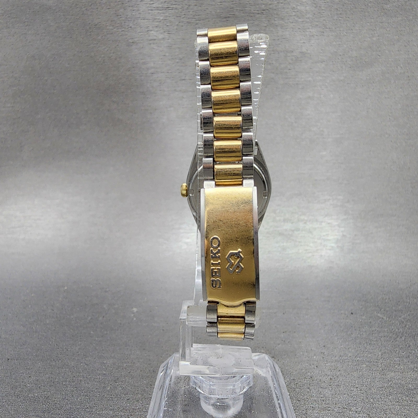 Seiko SQ Watch Women 25mm White Dial Two Tone Round 26260159 New Battery VTG7